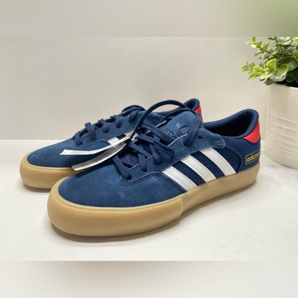 Adidas sneakers - Picture 6 of 13